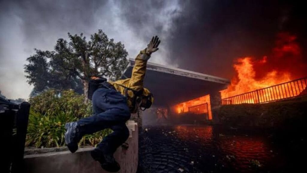 Hollywood Hills Fire